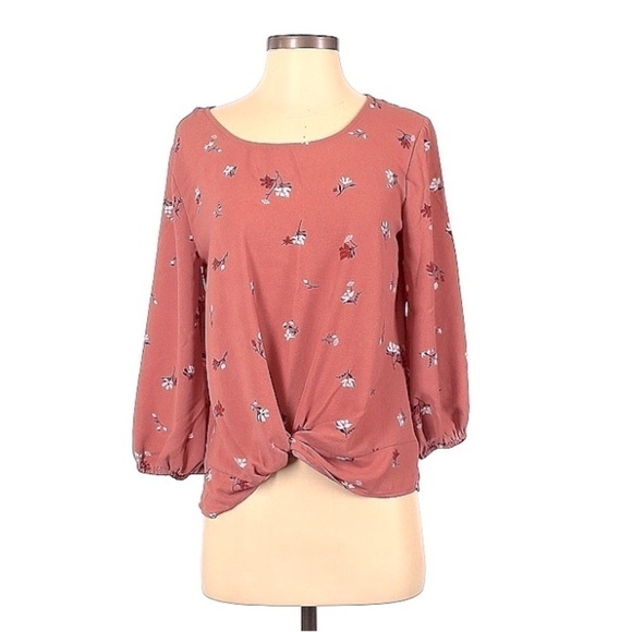 Pink Republic Tops - Pink Republic 3/4 Sleeve Blouse l   SIZE S